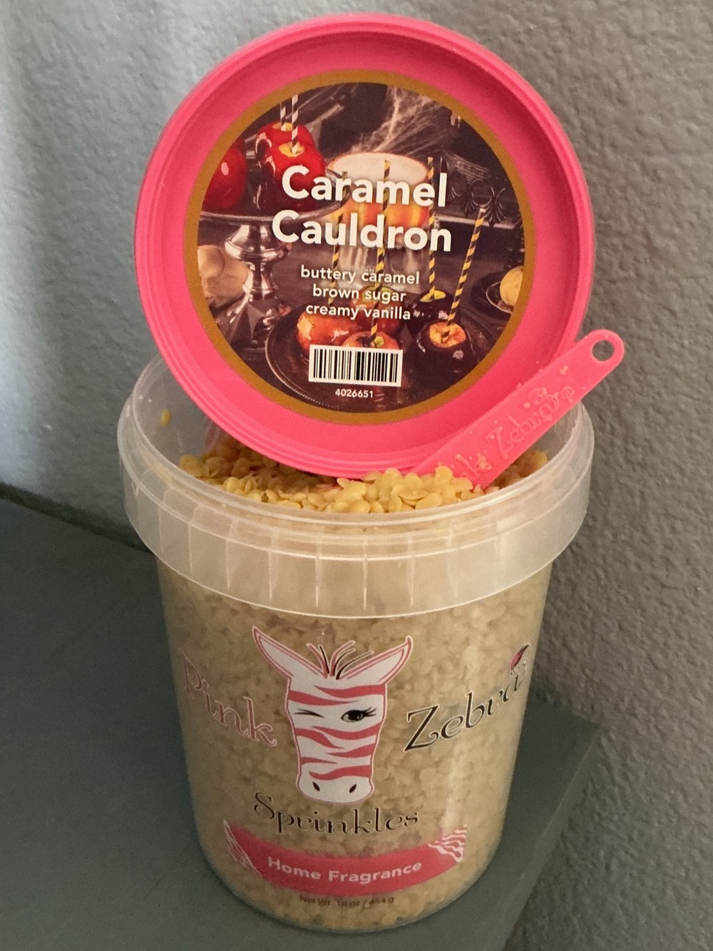 Caramel Cauldron Pink Zebra Wax Melts in a 4 oz blend bag